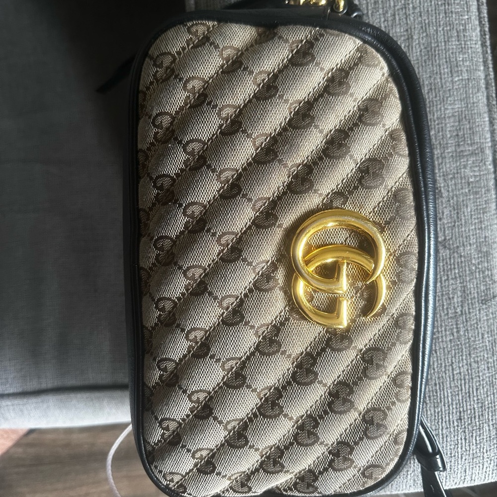 Gucci GG Marmomt Shoulder bag